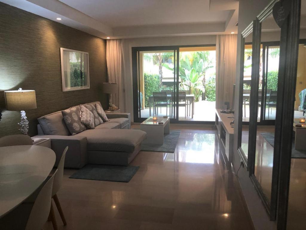 Apartment Medina De Banus Marbella Bagian luar foto