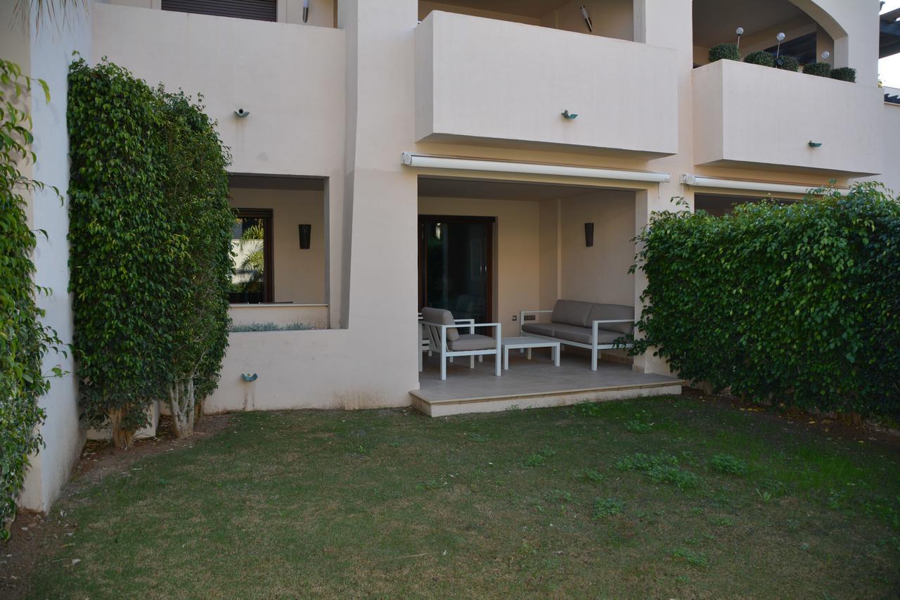 Apartment Medina De Banus Marbella Bagian luar foto