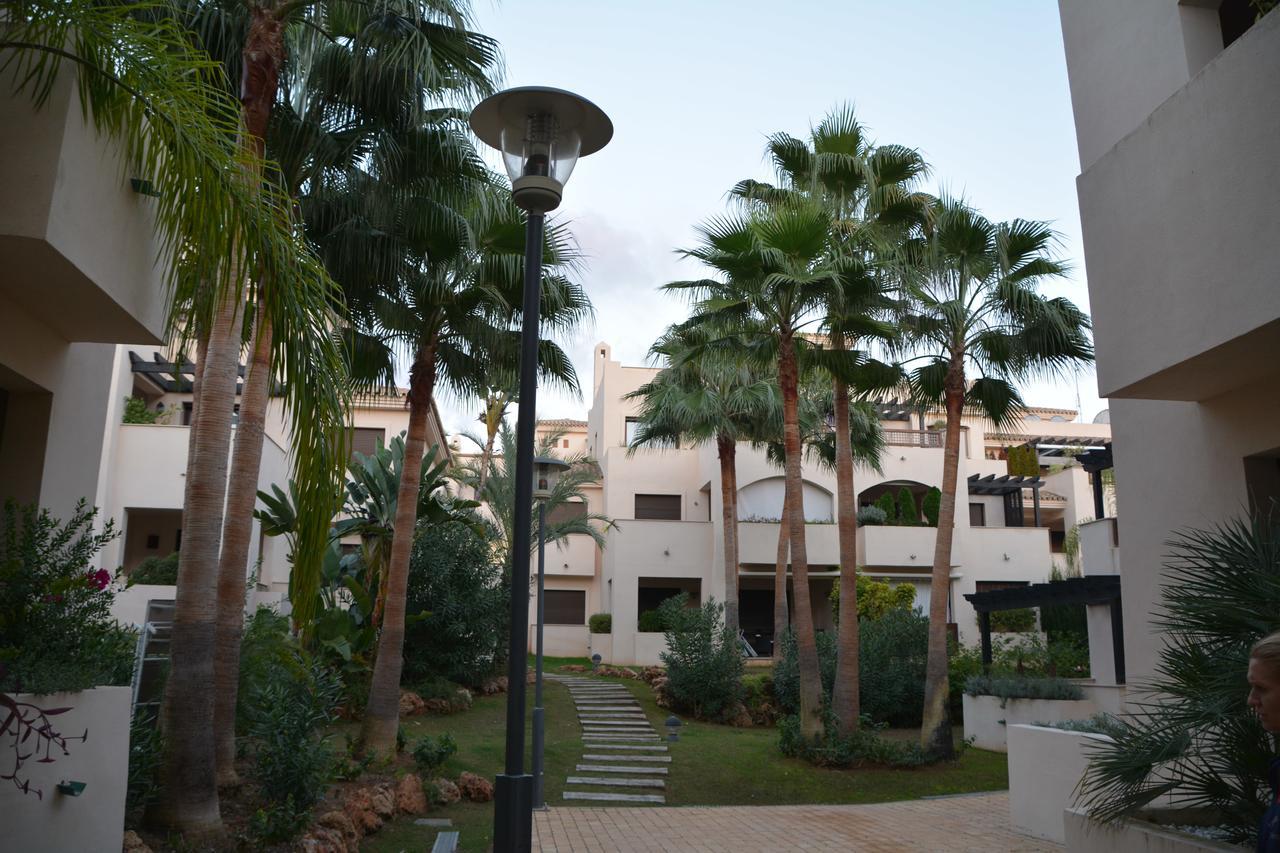 Apartment Medina De Banus Marbella Bagian luar foto