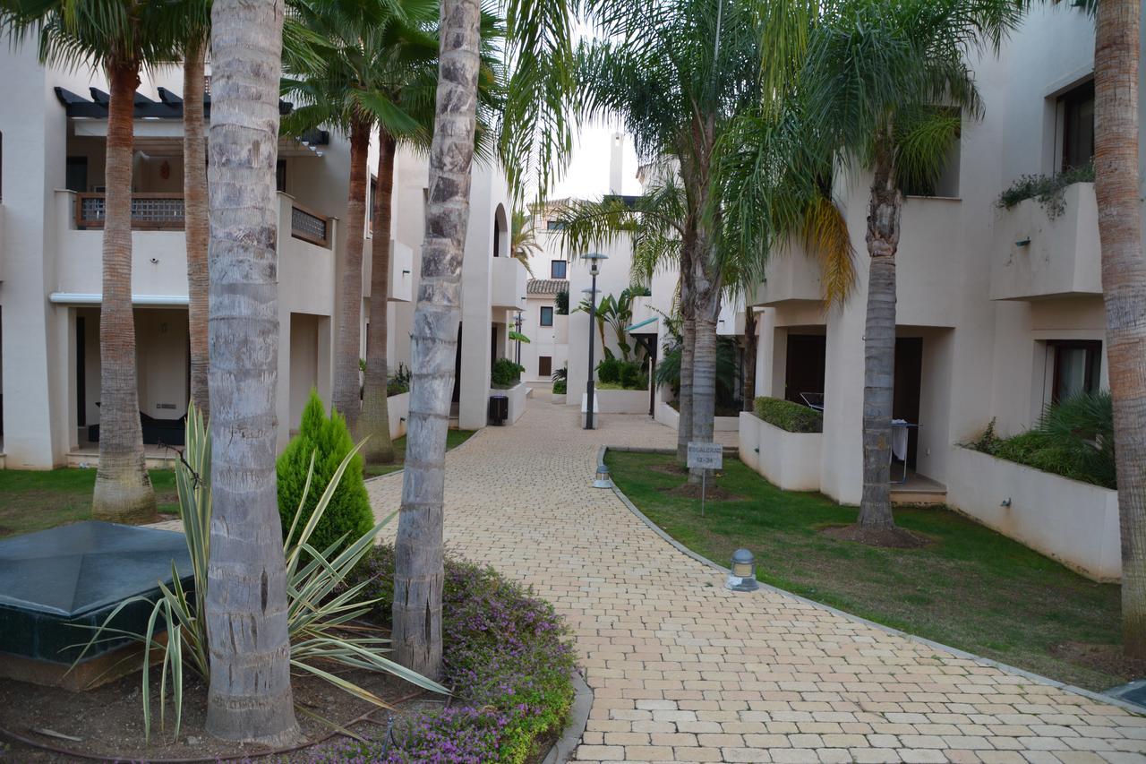 Apartment Medina De Banus Marbella Bagian luar foto