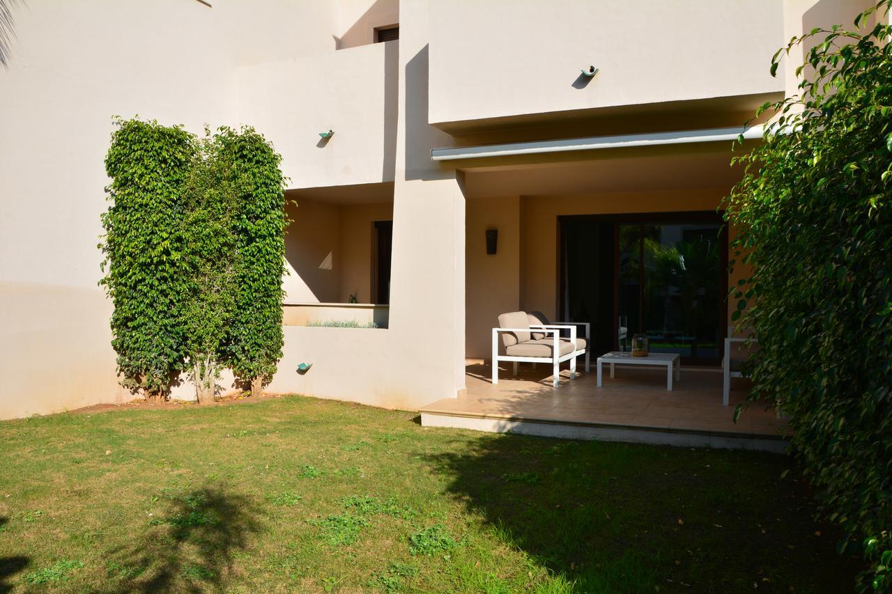 Apartment Medina De Banus Marbella Bagian luar foto