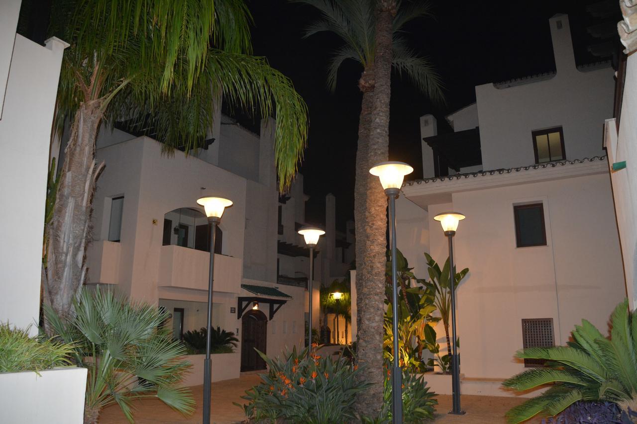 Apartment Medina De Banus Marbella Bagian luar foto