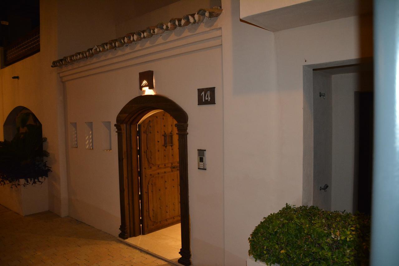Apartment Medina De Banus Marbella Bagian luar foto