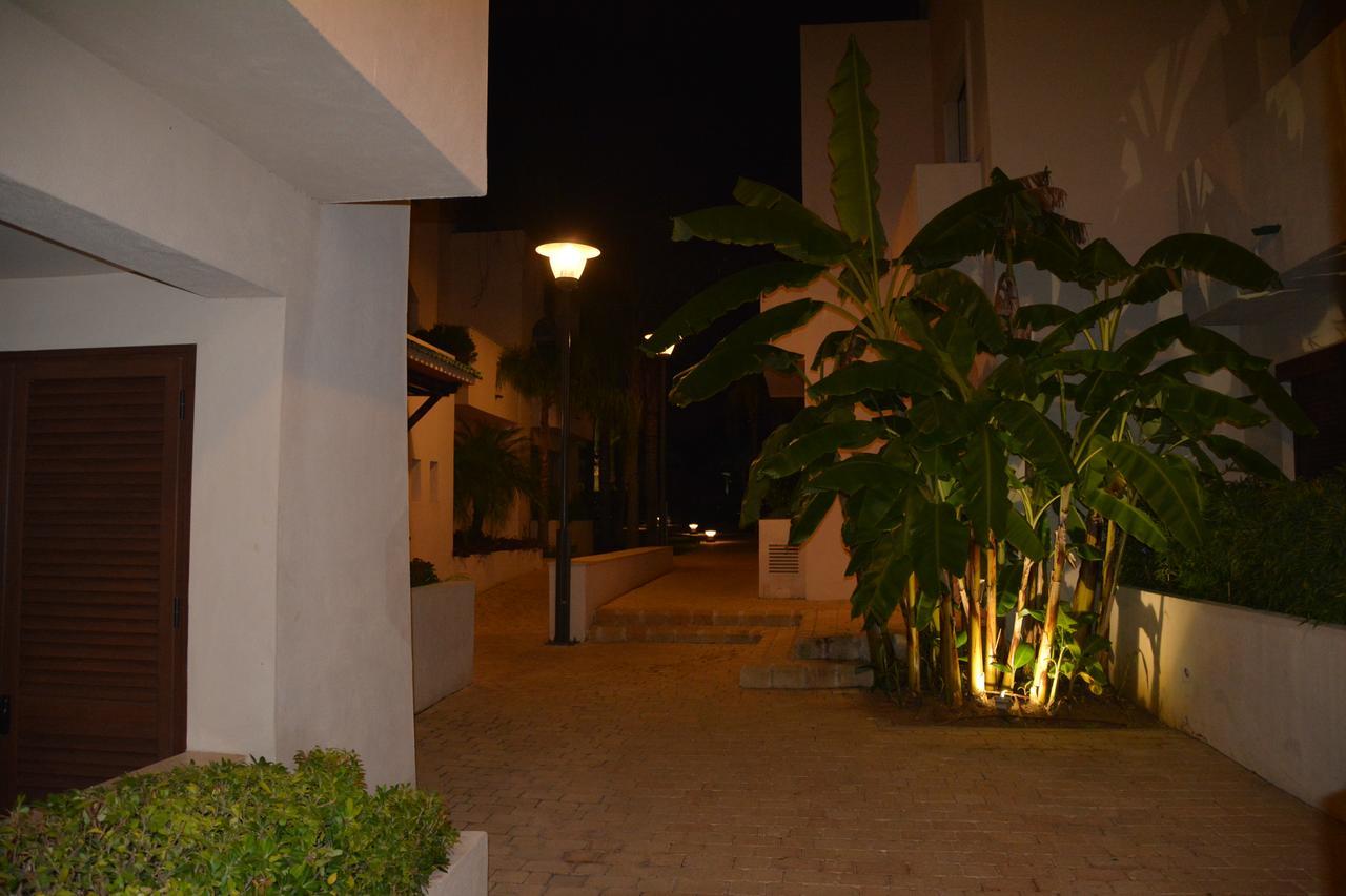 Apartment Medina De Banus Marbella Bagian luar foto